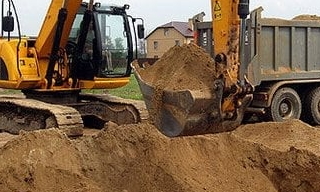 Выкопать яму экскаватором в Ярцево от 923 руб. - 2Землекопа-Рцв 